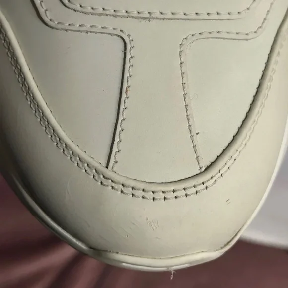 Gucci Rython Sneaker - Picture 10 of 11